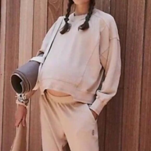 FP Movement X Hatch SMALL Intercept Maternity Pullover Sweatshirt Desert Sand - Picture 2 of 10